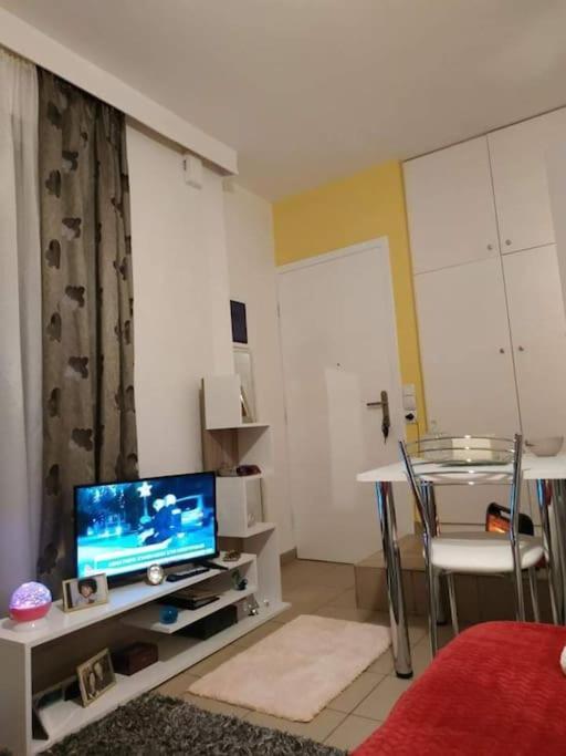 7Th Floor Spacious Veranda In The Heart Of Atenas Exterior foto